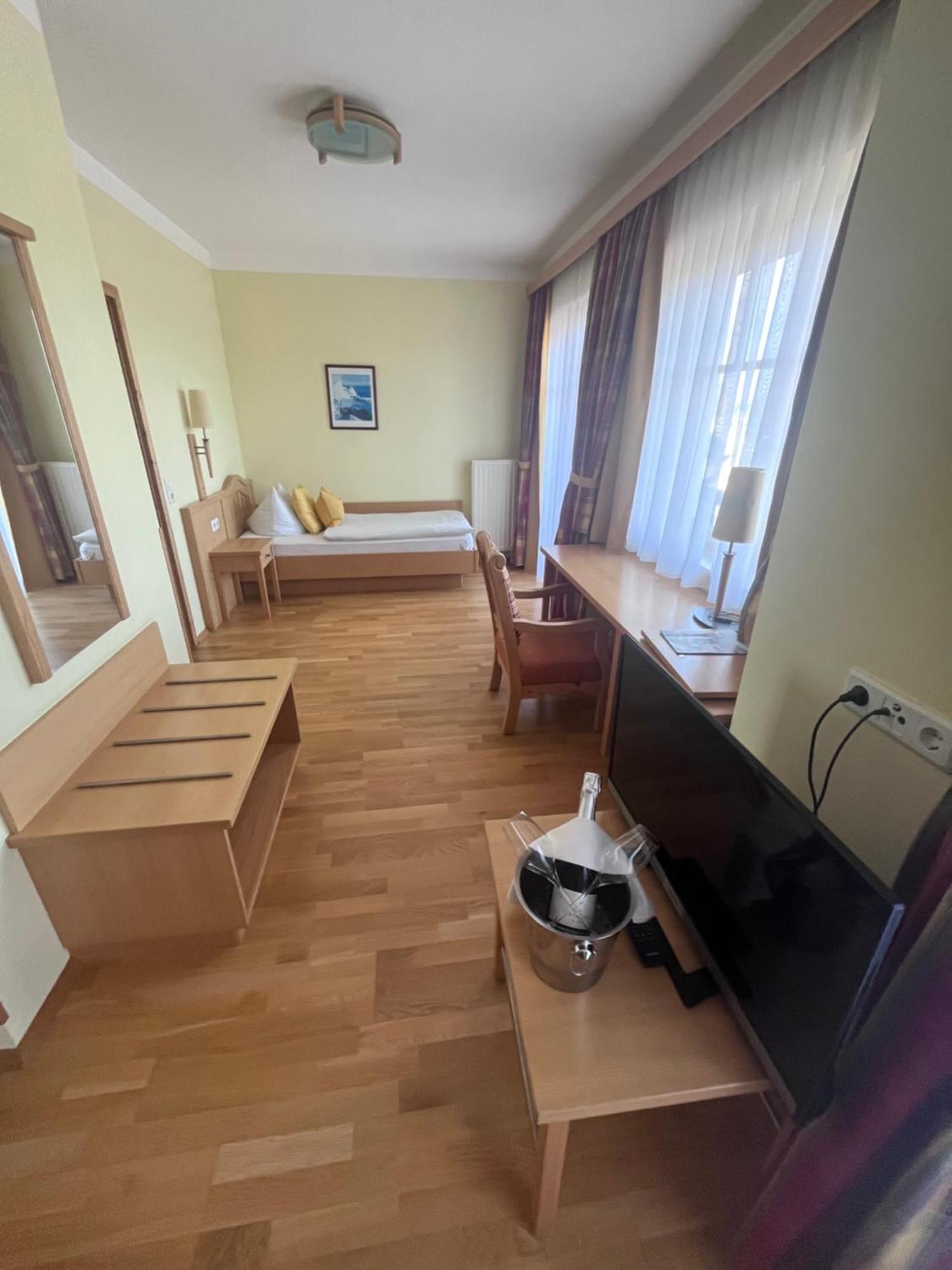 Gasthof Grossschedl Zum Kramerwirt Lassnitzhoehe Luaran gambar